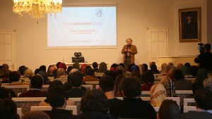 Prof. Dr. Nevzat Tarhan’dan “Mutluluk Bilimi” Konferansı